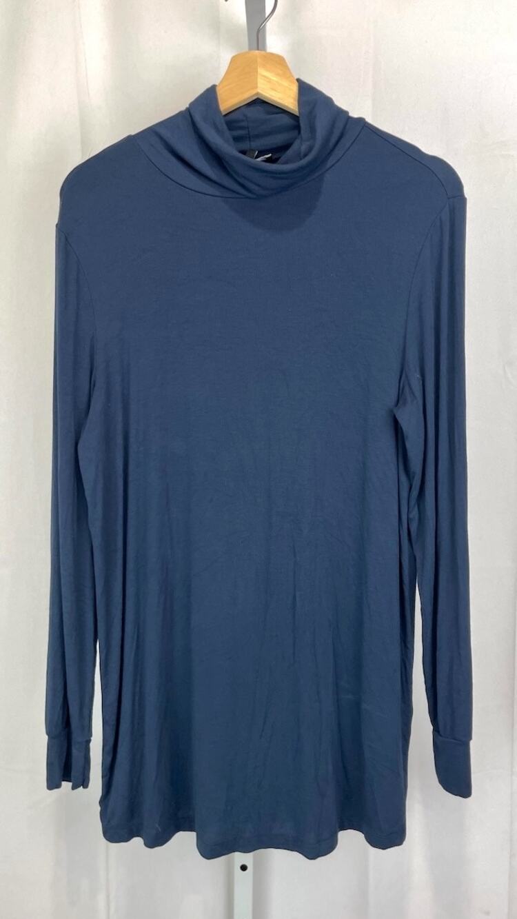 UNIVERSAL STANDARD Fine Ribbed Jersey Turtleneck Top Long Sleeve Blue M 18 20